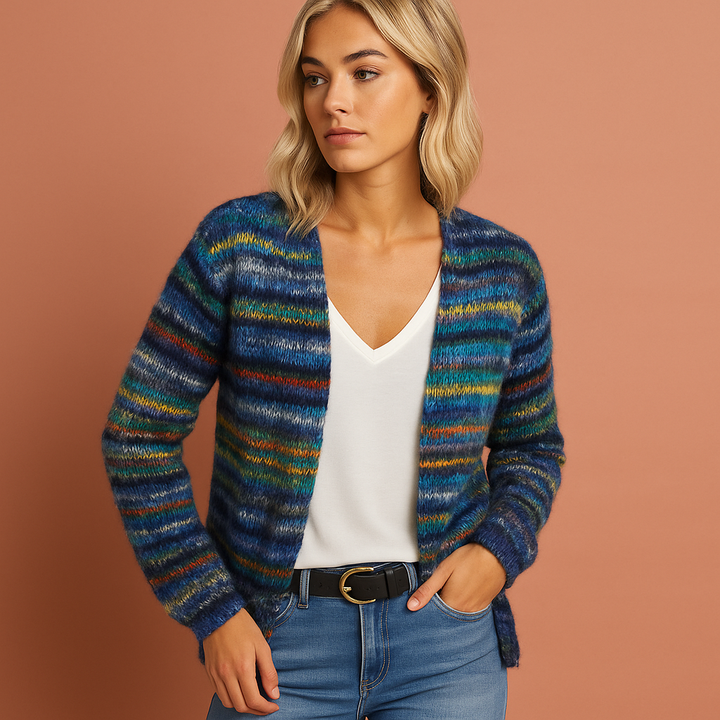 Dames vest in blauw met modern kleurendesign, zacht en comfortabel voor casual en stijlvolle outfits.