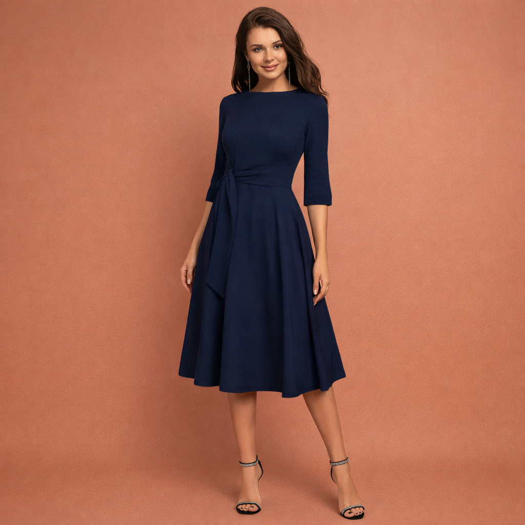 Blauwe midi-jurk voor dames met geïntegreerde ceintuur en driekwart mouwen, ideaal voor een feest, diner of formeel evenement.