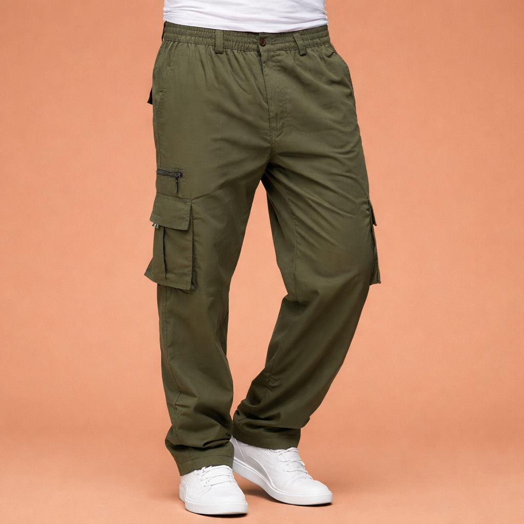 Dames cargo broek in donkergroen met minimalistisch design, zacht en comfortabel voor casual en stijlvolle outfits.