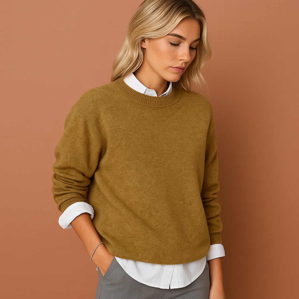 Dames trui in geel met oversized pasvorm, zacht en comfortabel voor casual en stijlvolle outfits.