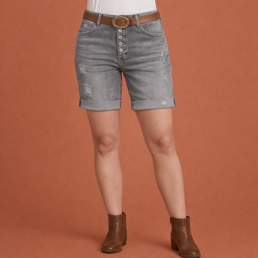 Dames shorts in grijs met minimalistisch design, zacht en comfortabel voor casual en stijlvolle outfits.