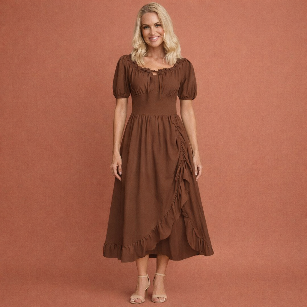 Dames midi jurk in koffie met minimalistisch design, zacht en comfortabel voor casual en stijlvolle outfits.