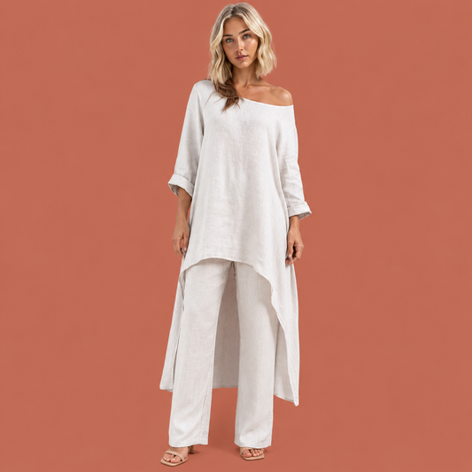 Dames vrijetijdsset in beige met minimalistisch design, zacht en comfortabel voor casual en stijlvolle outfits.