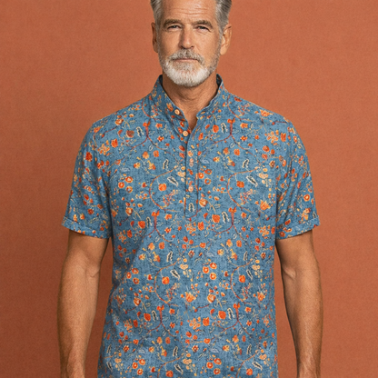 Herenoverhemd in blauw met botanisch design, licht en comfortabel voor casual en stijlvolle zomerse outfits.
