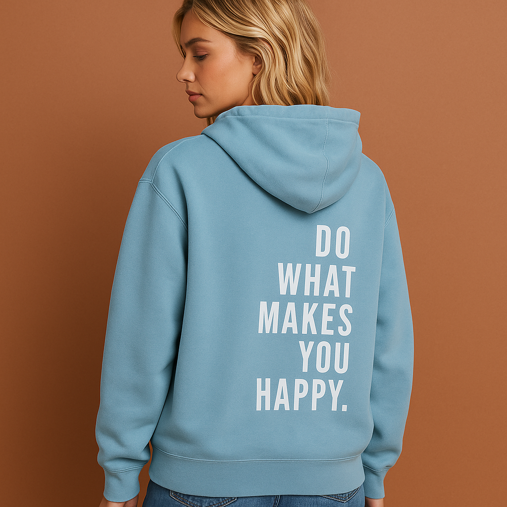 Blauwe dames hoodie met de tekst “Do What Makes You Happy”, ideaal voor casual outfits en relaxmomenten.