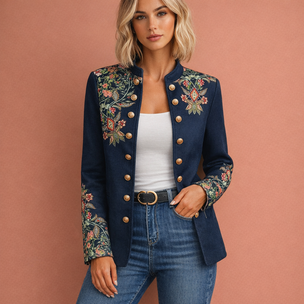 Dames blazer in blauw met minimalistisch design, zacht en comfortabel voor casual en stijlvolle outfits.