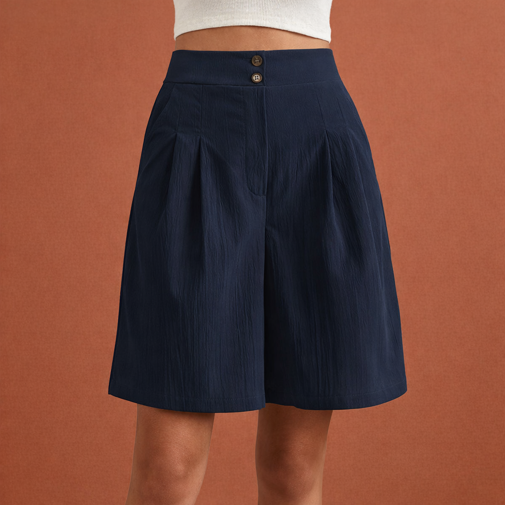 Dames cargo shorts in blauw met minimalistisch design, zacht en comfortabel voor casual en stijlvolle outfits.