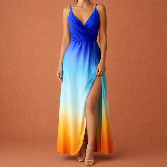 Dames maxi jurk in blauw met minimalistisch design, zacht en comfortabel voor casual en stijlvolle outfits.