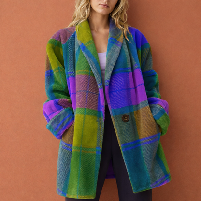 Blauwe kleurrijke damesmantel met revers en zakken, comfortabel en stijlvol voor dagelijks gebruik en koude dagen.