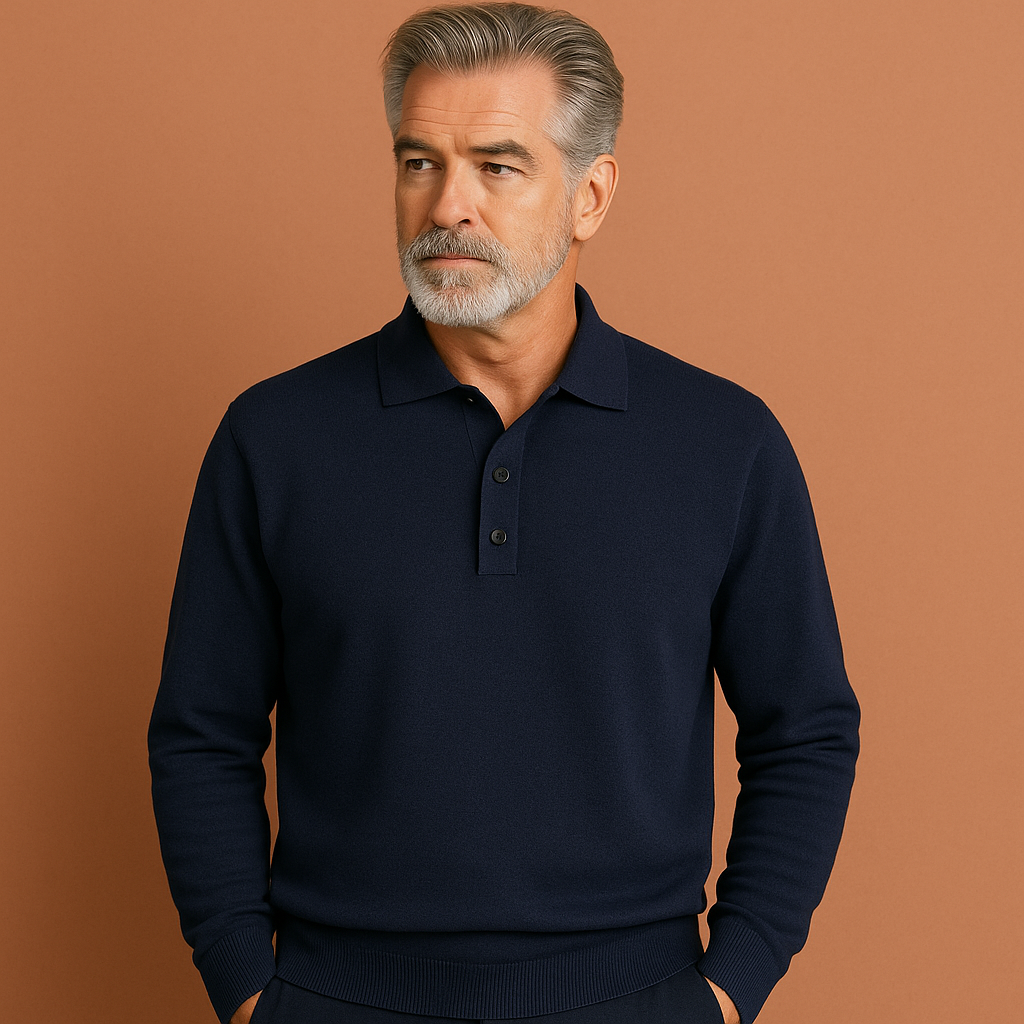 Blauwe heren polosweater met moderne pasvorm en tijdloze uitstraling, ideaal voor dagelijks gebruik en casual outfits.