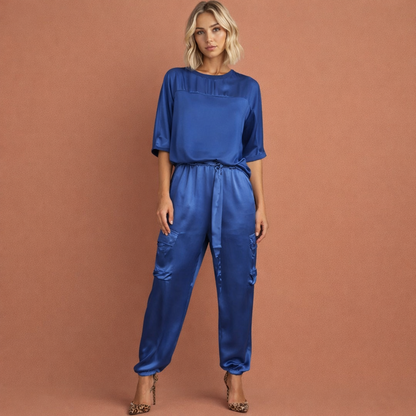 Blauwe verfijnde elegante set voor dames met een comfortabele pasvorm, ideaal voor chique gelegenheden en stijlvolle outfits.