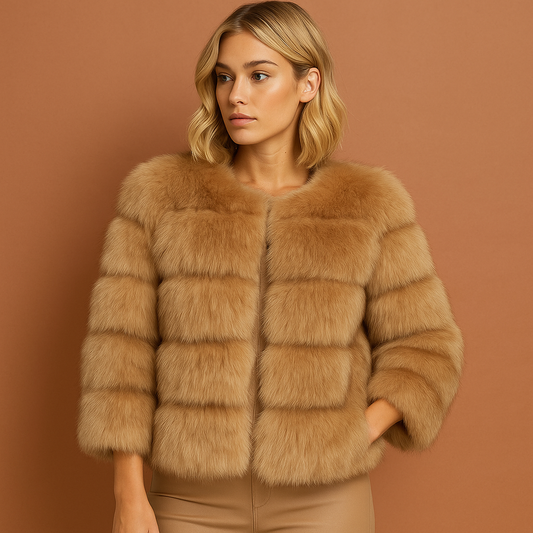 Bruine elegante damesjas met luxe uitstraling en comfortabele pasvorm, ideaal voor stijlvolle outfits.