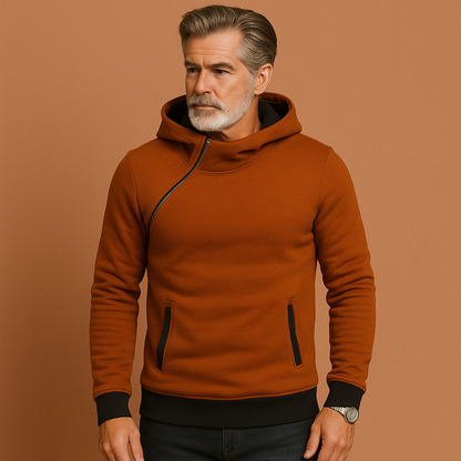 Slim-fit hoodie voor heren in bruine kleur met contrasterende details, ideaal voor casual en sportieve outfits.