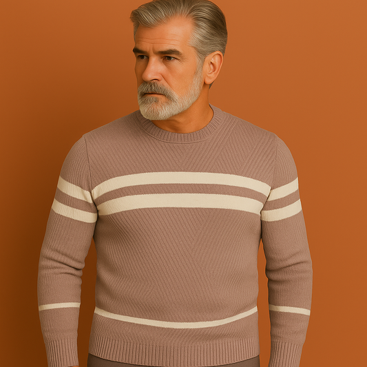 Crèmekleurige warme heren winterpullover met moderne pasvorm, ideaal voor koude dagen en casual outfits.