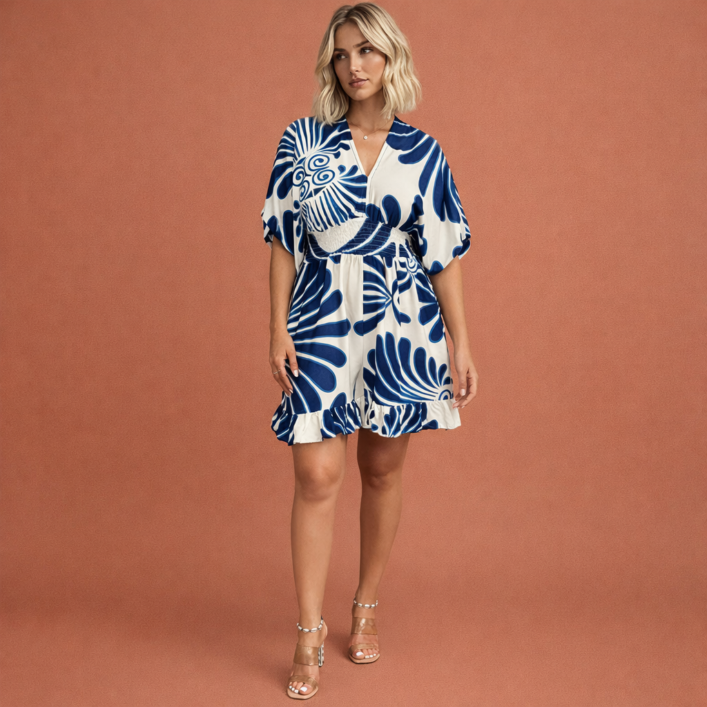 Luchtige zomer jumpsuit voor dames met een comfortabele pasvorm, perfect voor warme dagen en zomerse gelegenheden.