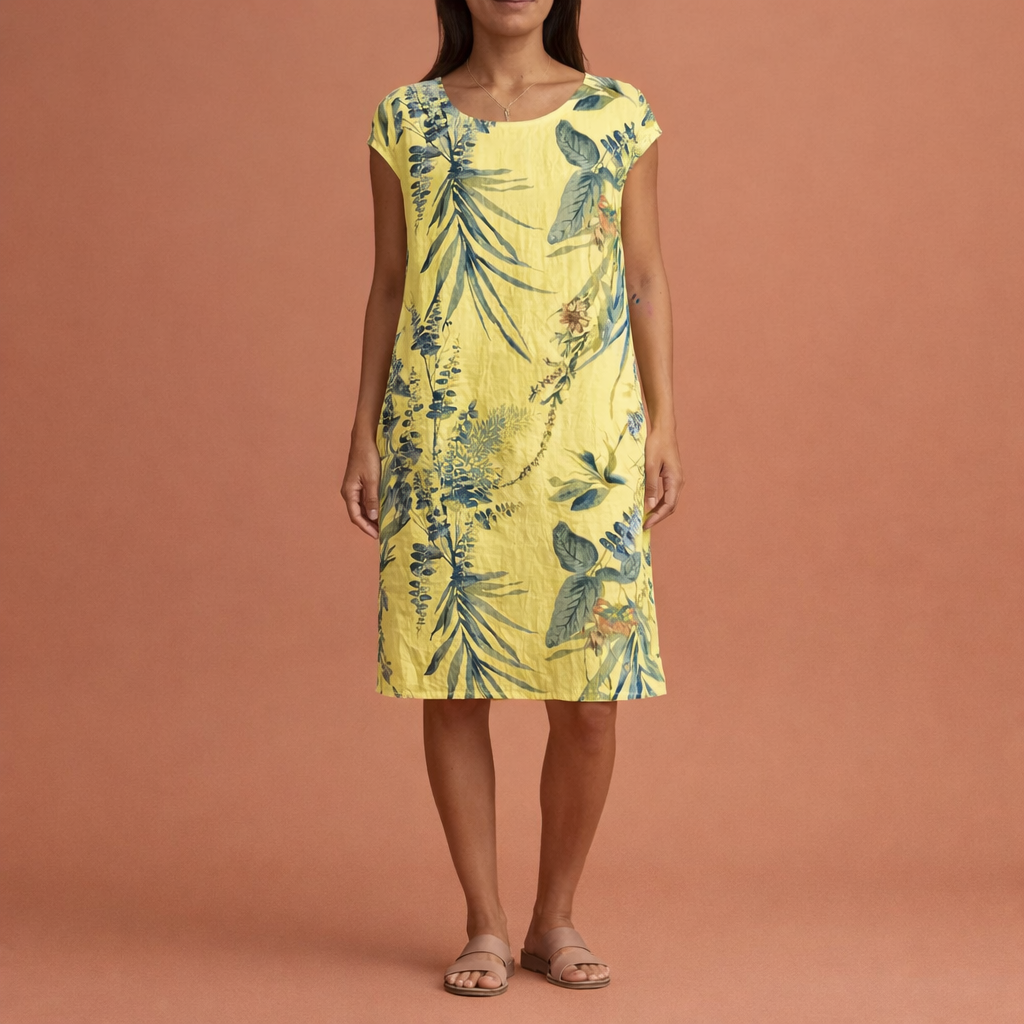 Dames midi-jurk in geel met minimalistisch design, zacht en comfortabel voor casual en stijlvolle outfits.