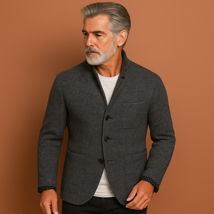 Heren gebreid vest in grijs met zakken, licht en comfortabel voor casual en stijlvolle outfits.