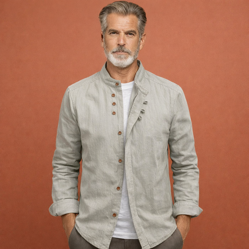 Heren overhemd in grijs met minimalistisch design, zacht en comfortabel voor casual en stijlvolle outfits.