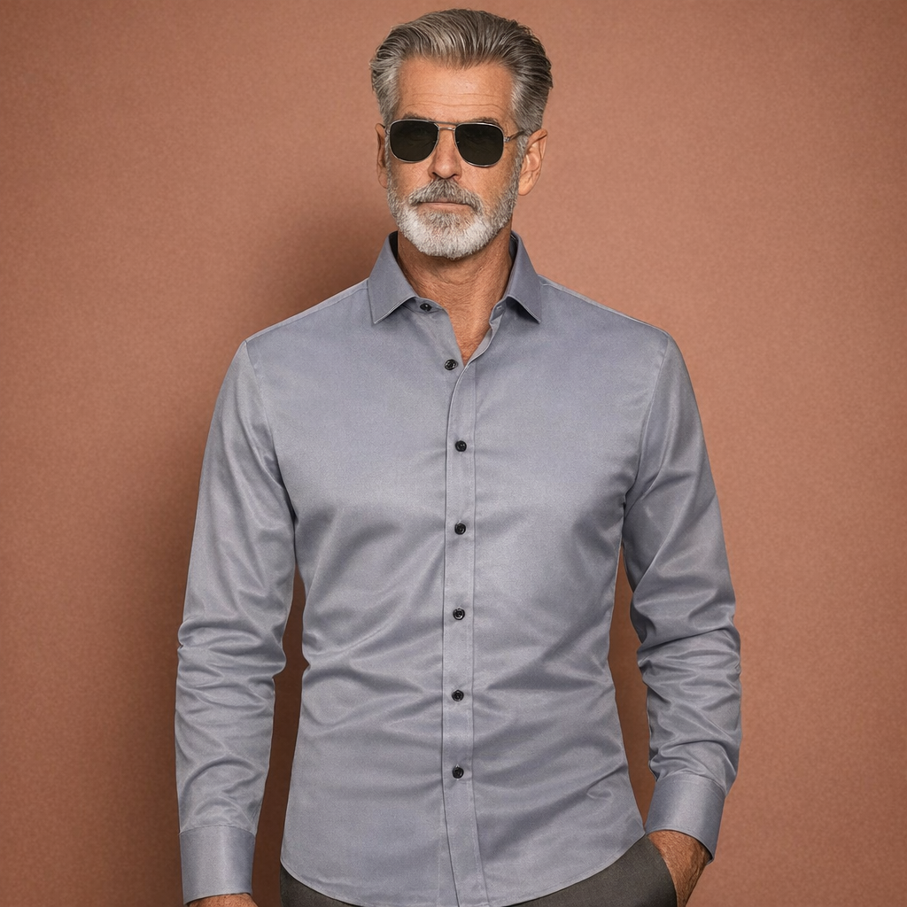Heren overhemd in grijs met minimalistisch design, zacht en comfortabel voor casual en stijlvolle outfits.