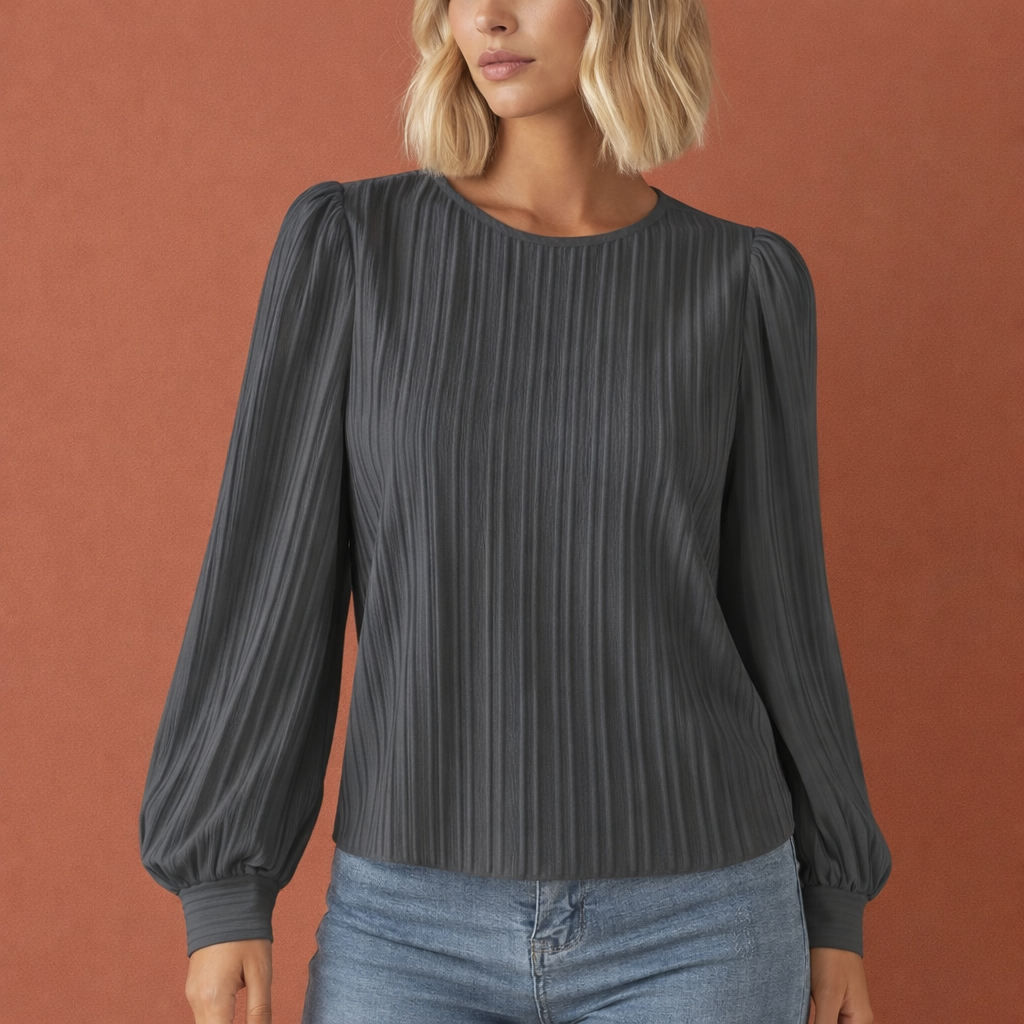 Dames blouse in grijs met minimalistisch design, zacht en comfortabel voor casual en stijlvolle outfits.