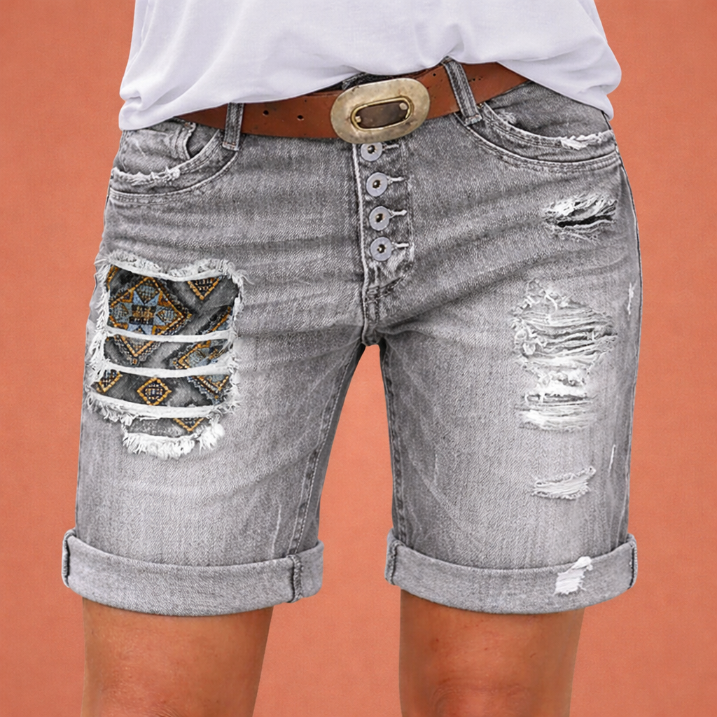 Dames denim shorts in grijs met minimalistisch design, zacht en comfortabel voor casual en stijlvolle outfits.