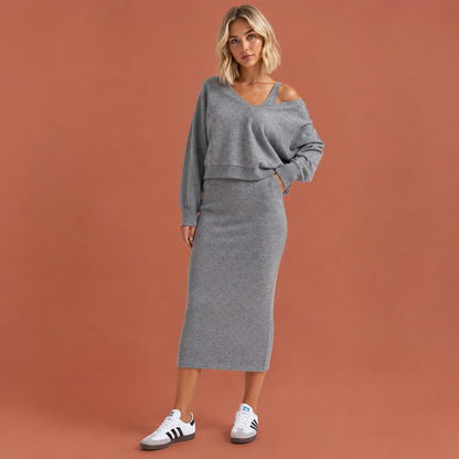 Dames set in grijs met minimalistisch design, zacht en comfortabel voor casual en stijlvolle outfits.