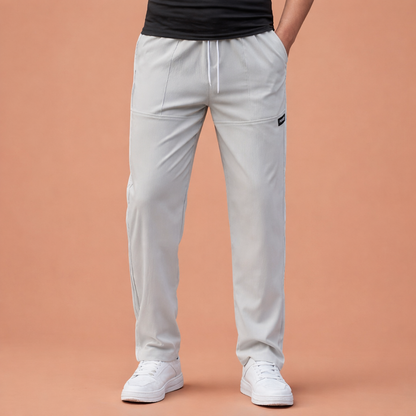 Dames broek in grijs met minimalistisch design, zacht en comfortabel voor casual en stijlvolle outfits.