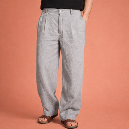 Dames broek in grijs met minimalistisch design, zacht en comfortabel voor casual en stijlvolle outfits.