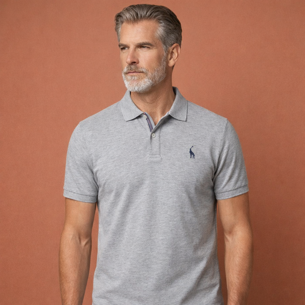 Herenpolo in grijs met modern design, comfortabel en stijlvol voor casual en verzorgde outfits