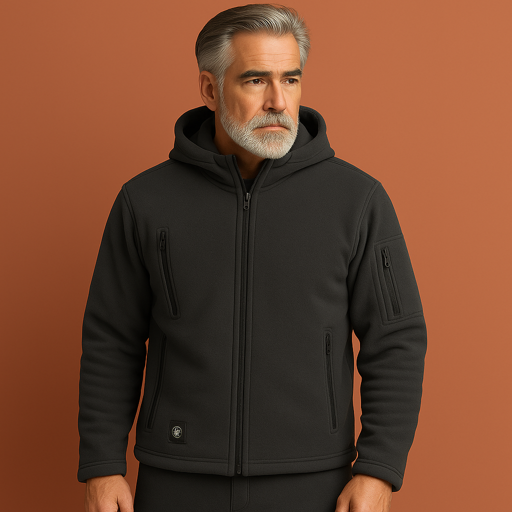 Grijze stijlvolle winterjas voor heren met capuchon en moderne pasvorm, perfect voor koude dagen en casual looks.