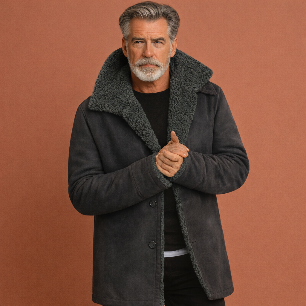 Grijze warme winterjas voor heren met brede kraag en comfortabele pasvorm, ideaal voor koude dagen en dagelijks gebruik.