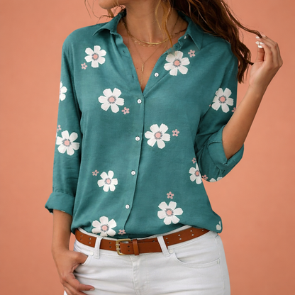 Dames blouse in groen met minimalistisch design, zacht en comfortabel voor casual en stijlvolle outfits.