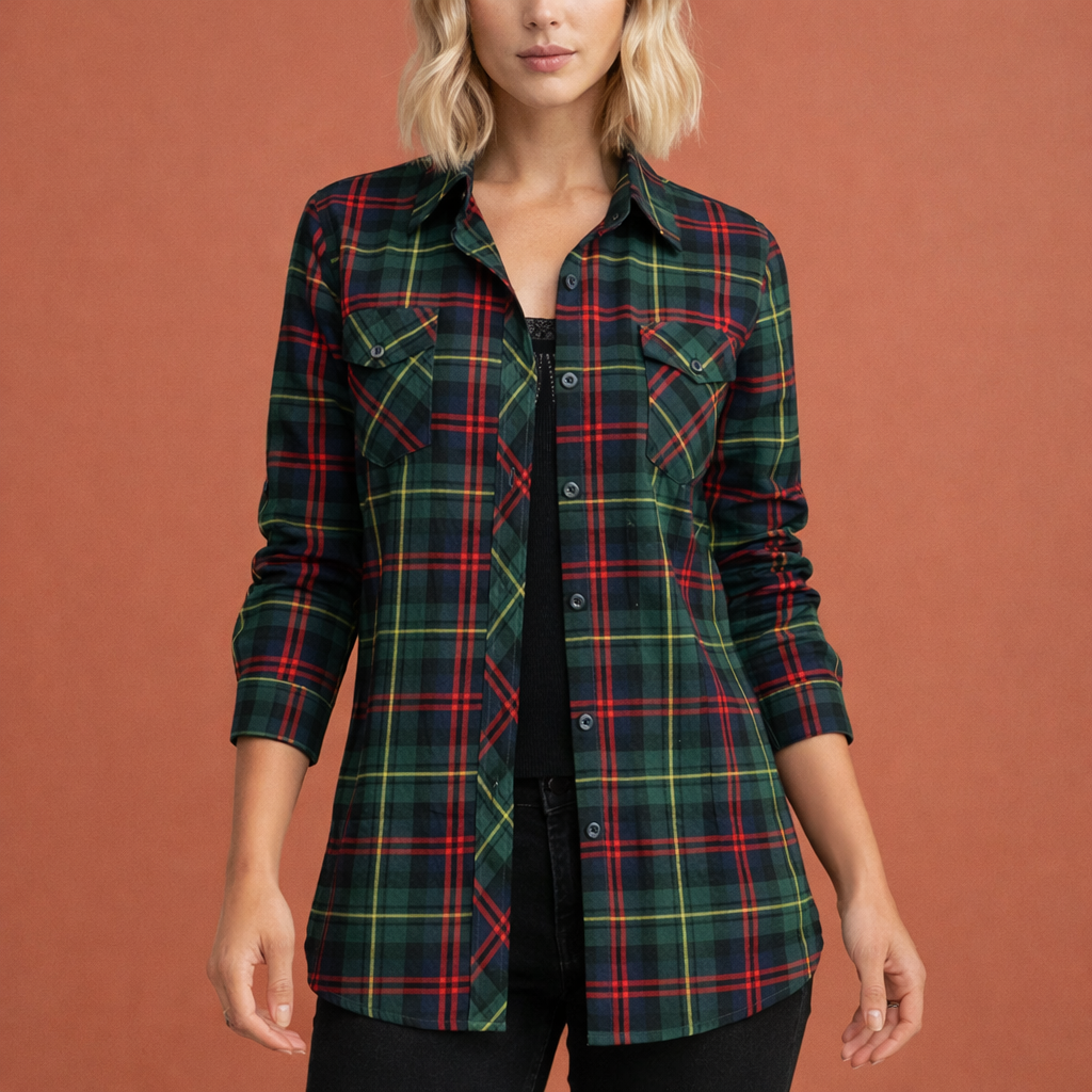 Dames overhemdblouse in groen met minimalistisch design, zacht en comfortabel voor casual en stijlvolle outfits.