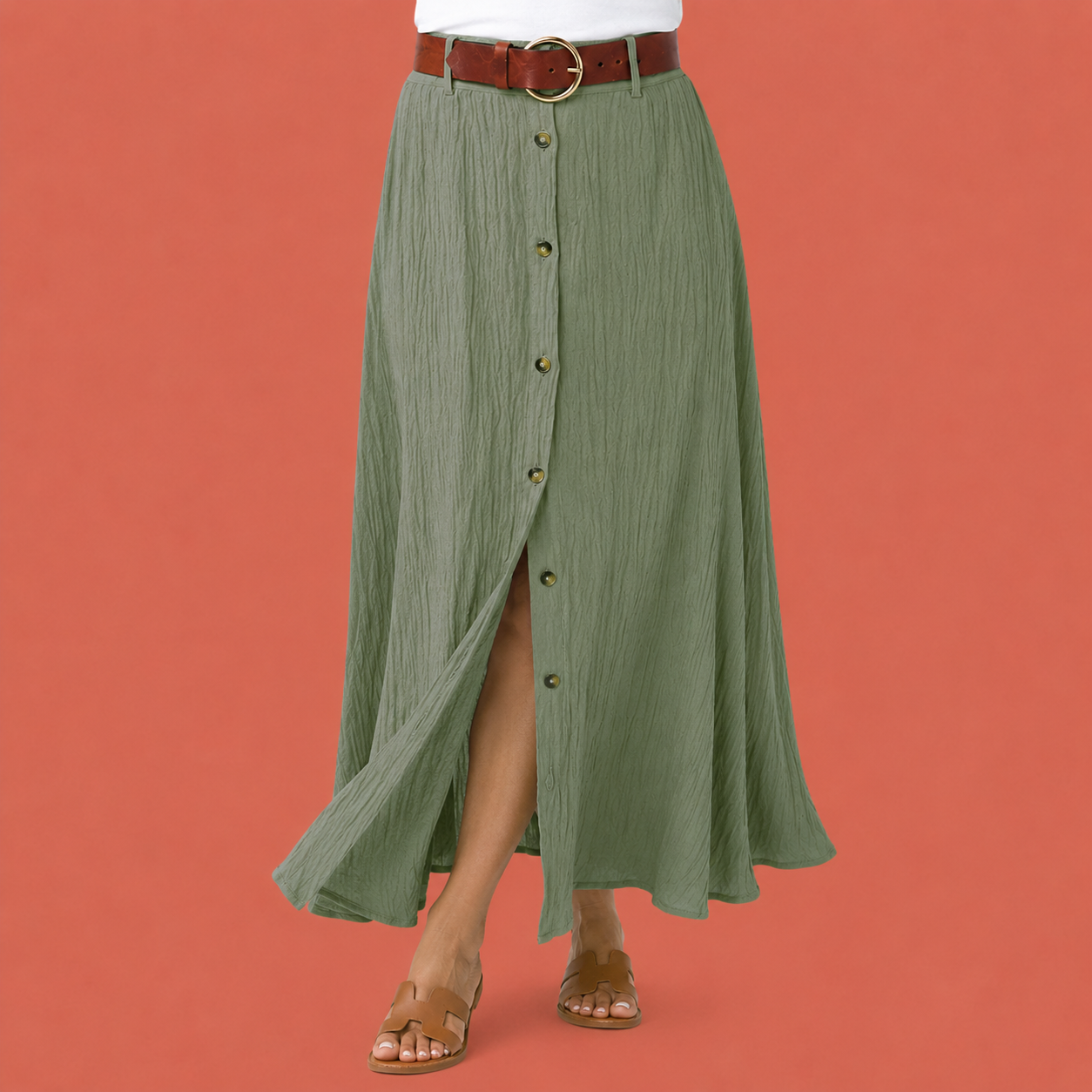 Dames maxi rok in groen met minimalistisch design, zacht en comfortabel voor casual en stijlvolle outfits.