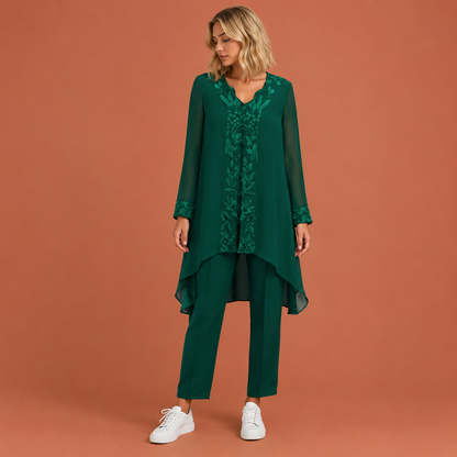 Dames tuniekset in groen met minimalistisch design, zacht en comfortabel voor casual en stijlvolle outfits.