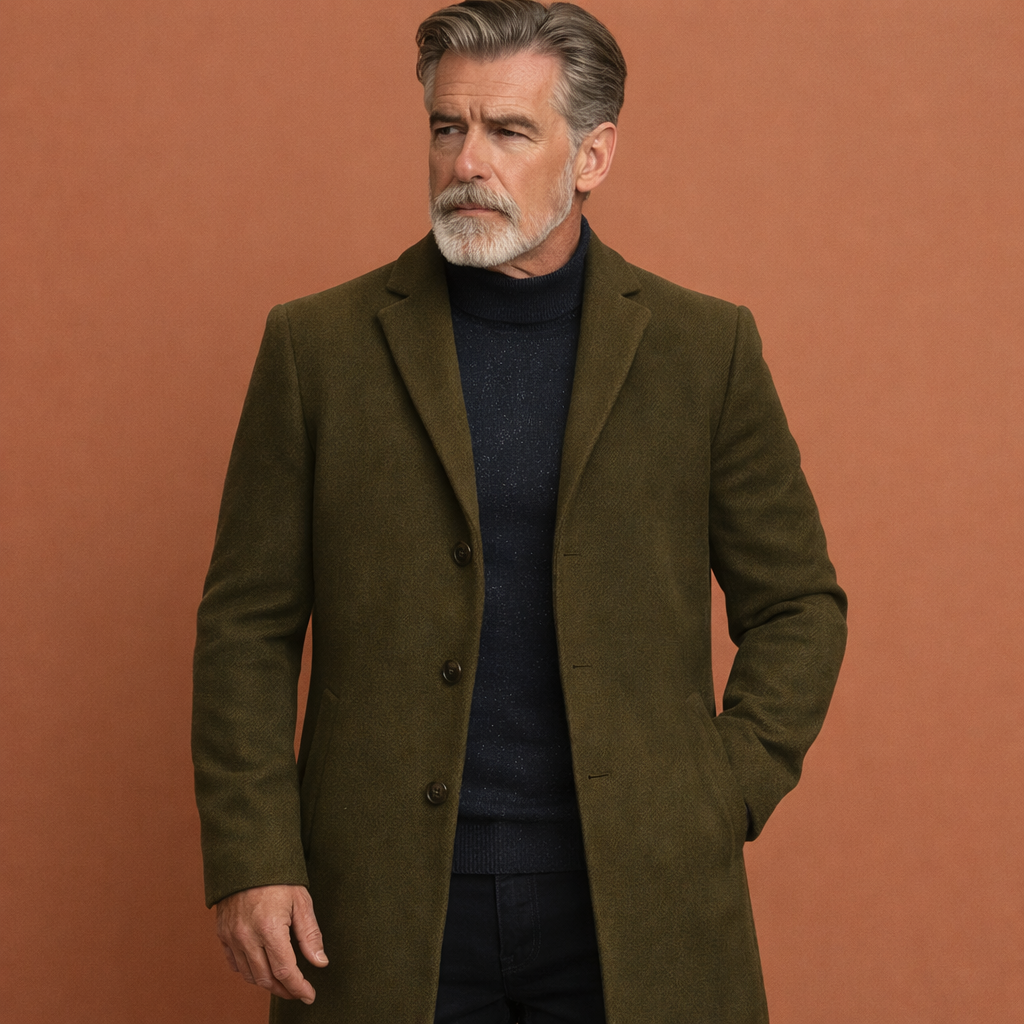 Groene elegante halflange heren jas met comfortabele pasvorm, geschikt voor dagelijks gebruik tijdens koude dagen.