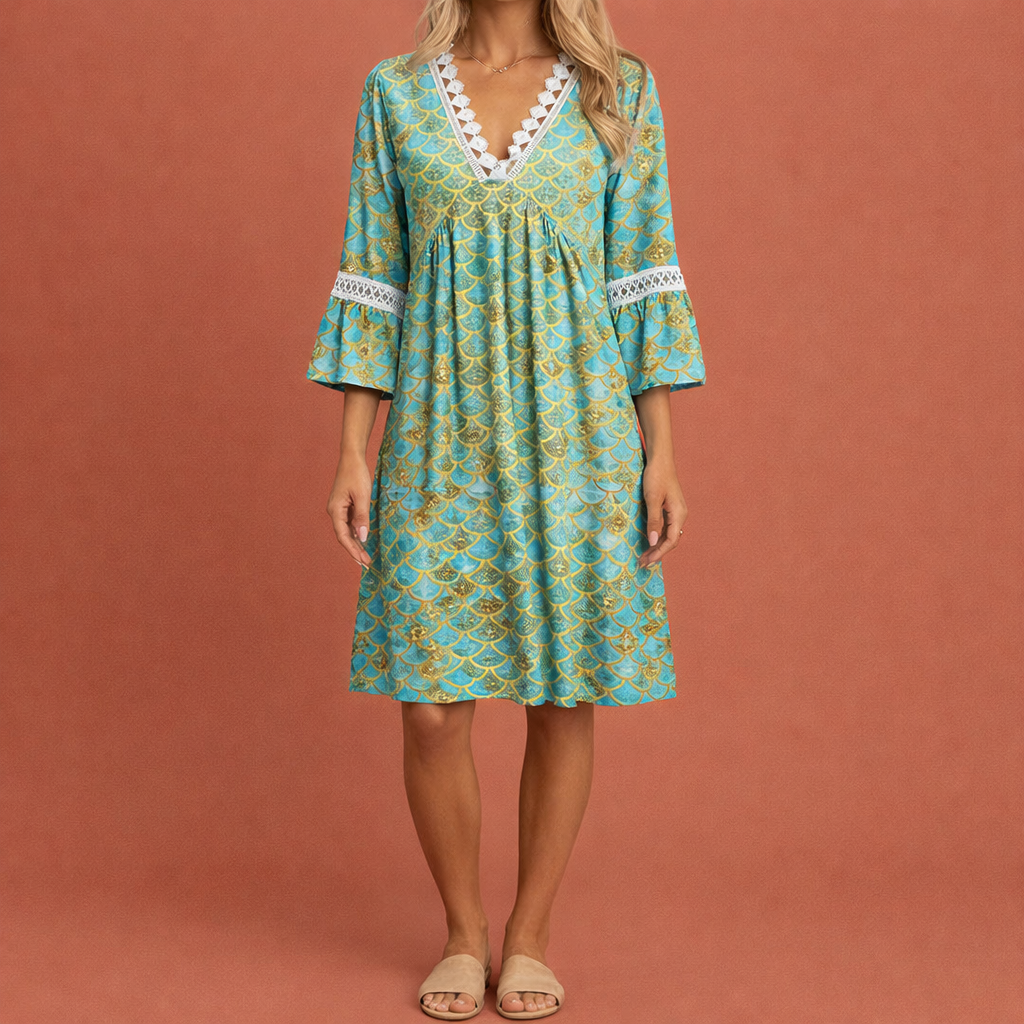 Dames midi jurk in groen met minimalistisch design, zacht en comfortabel voor casual en stijlvolle outfits.