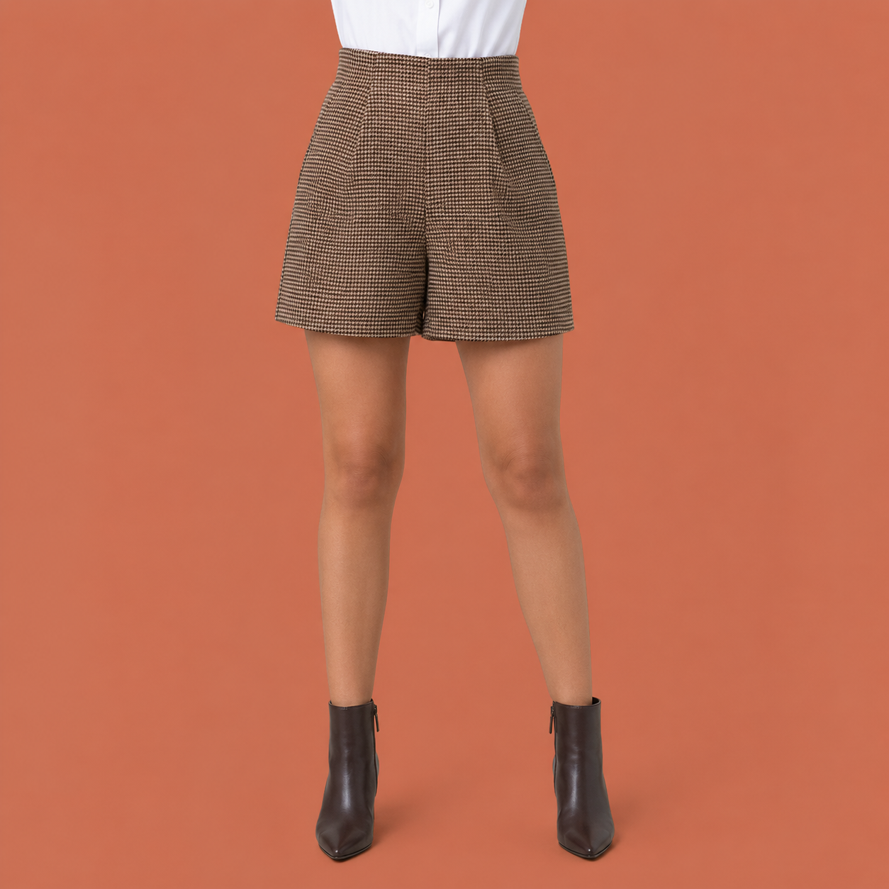 Dames shorts in kameel met minimalistisch design, zacht en comfortabel voor casual en stijlvolle outfits.