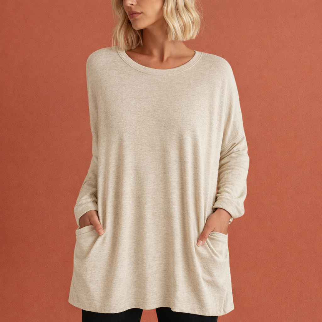 Dames oversized tuniek in khaki met minimalistisch design, zacht en comfortabel voor casual en stijlvolle outfits.