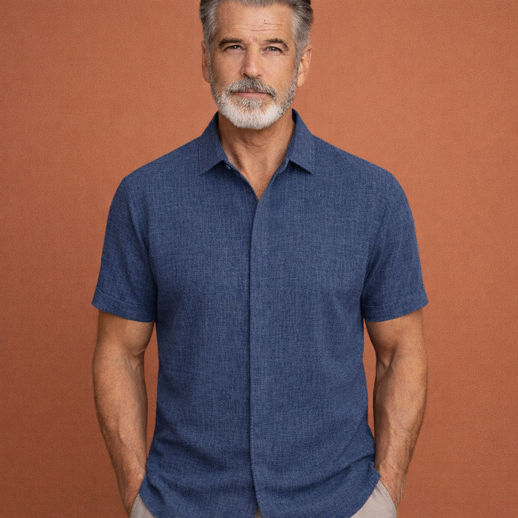 Heren linnen overhemd in koningsblauw met minimalistisch design, zacht en comfortabel voor casual en stijlvolle outfits.