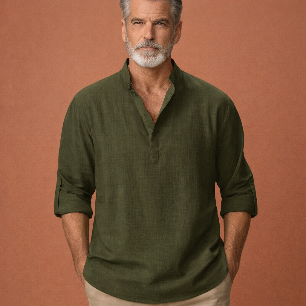 Heren linnen overhemd in legergroen met klassiek design, ademend en comfortabel voor casual en stijlvolle outfits.