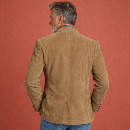 Legergroene herenjas met reverskraag en knoopsluiting, geschikt voor werk, formele gelegenheden en nette dagelijkse outfits.1