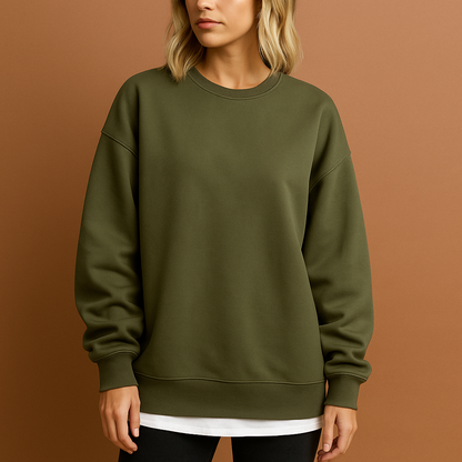 Lange oversized damestrui in legergroen met comfortabele pasvorm, zacht en stijlvol voor herfst en winter.