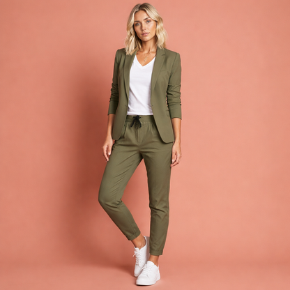 Legergroene tweedelige blazer set voor dames met een elegante pasvorm, ideaal voor werk en formele gelegenheden