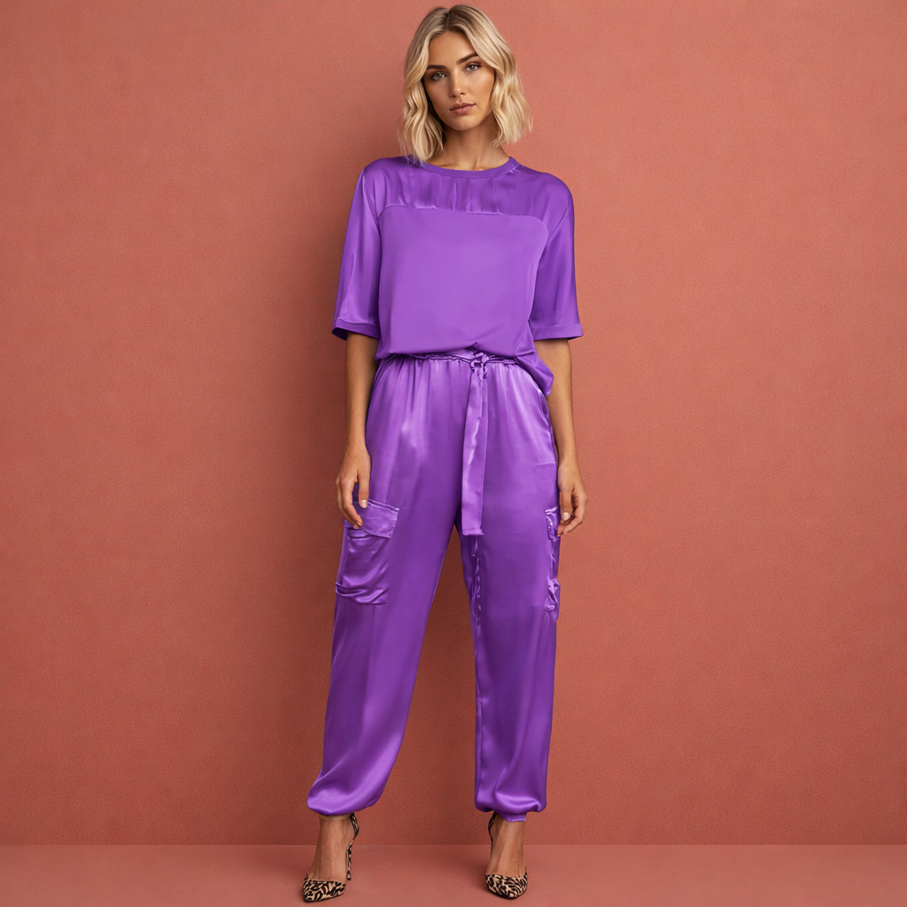 Lila verfijnde elegante set voor dames met een comfortabele pasvorm, ideaal voor chique gelegenheden en stijlvolle outfits.