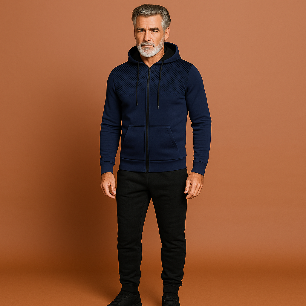 Heren trainingspak in marineblauw met slim fit design, zacht en comfortabel voor sportieve en casual outfits.