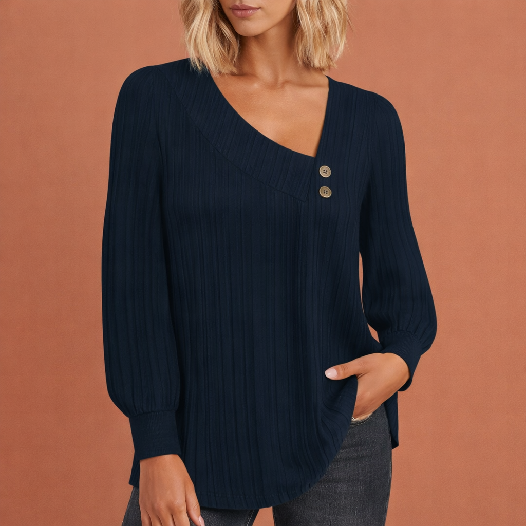 Dames gebreide sweater in marineblauw met minimalistisch design, zacht en comfortabel voor casual en stijlvolle outfits.