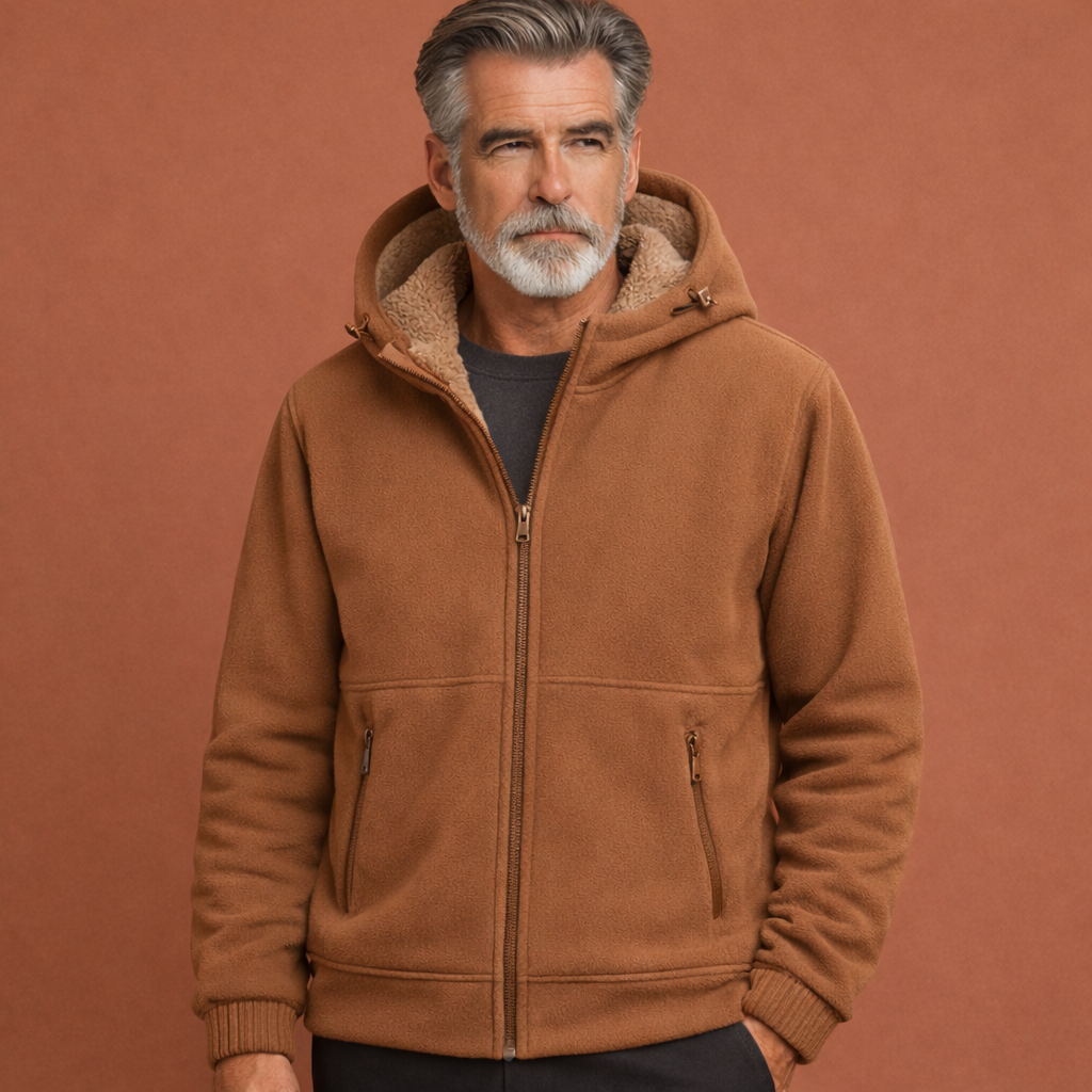Marron herenjas met capuchon en ritssluiting, comfortabele pasvorm en geschikt voor dagelijks gebruik in herfst en winter.