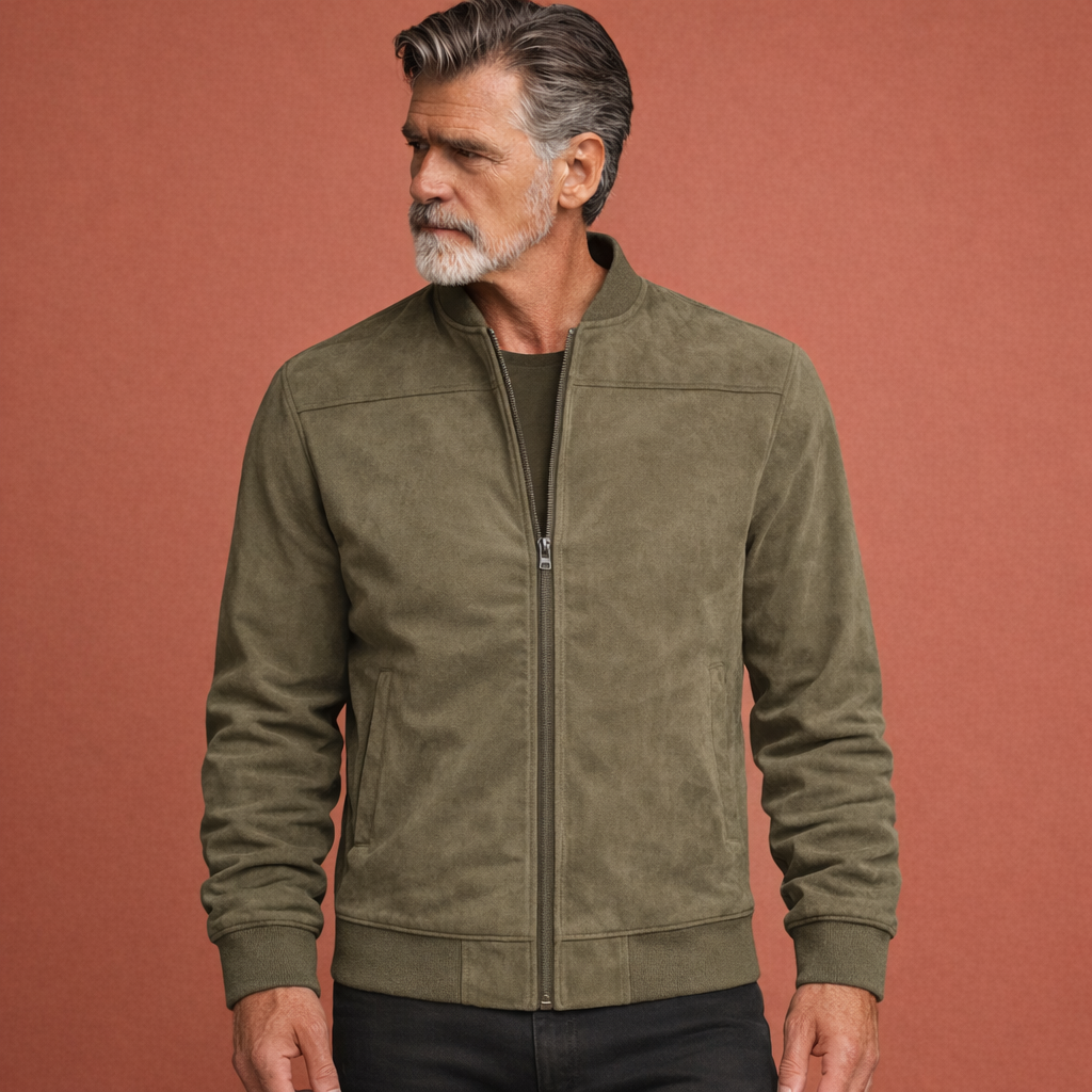 Olijfgroene bomberjas voor heren met geribde boorden en comfortabele pasvorm, geschikt voor dagelijks gebruik en casual outfits.