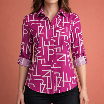 Dames blouse in paars met minimalistisch design, zacht en comfortabel voor casual en stijlvolle outfits.